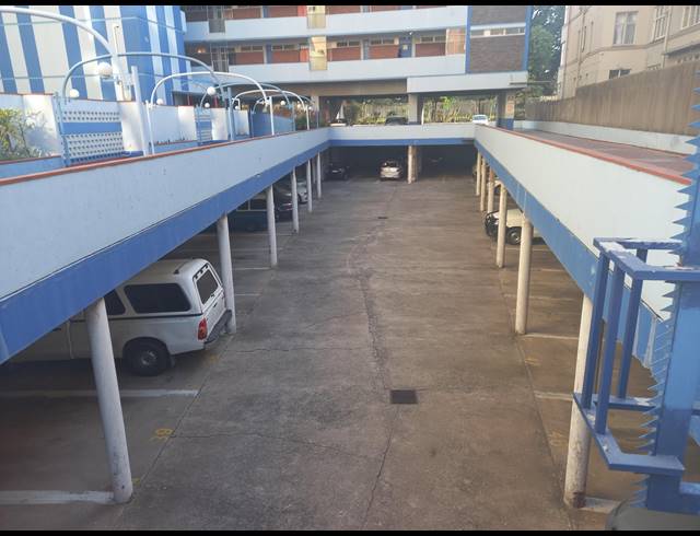 1.5 BEDROOM APARTMENT FOR SALE IN DURBAN CENTRAL